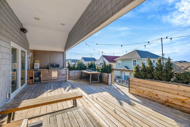 80 Nebraska Street, Long Beach, NY 11561