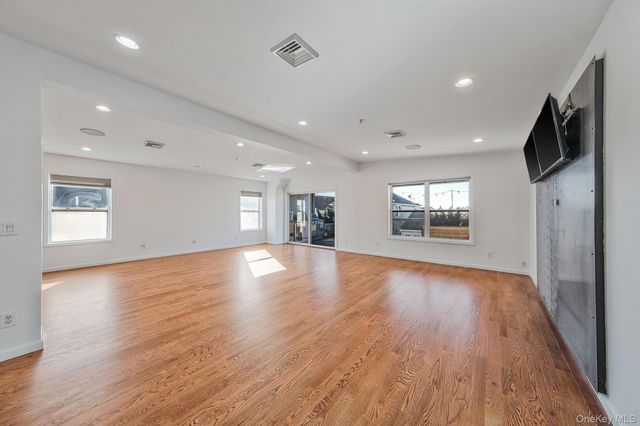 80 Nebraska Street, Long Beach, NY 11561