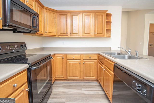 108 Philmont Court, Lagrange, GA 30240