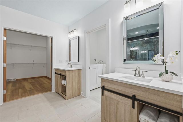 70 M Street, Lake Lotawana, MO 64086