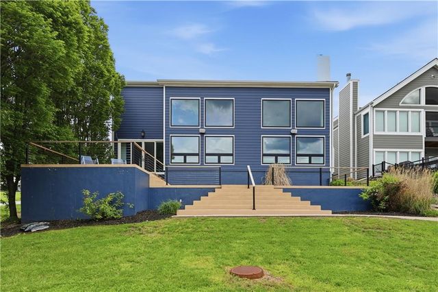 70 M Street, Lake Lotawana, MO 64086