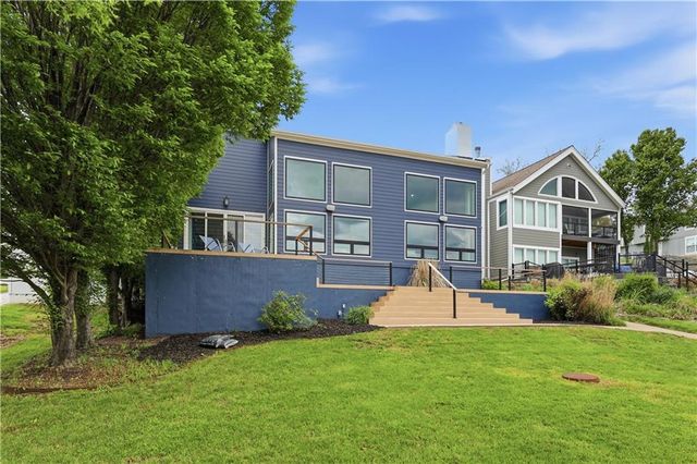 70 M Street, Lake Lotawana, MO 64086
