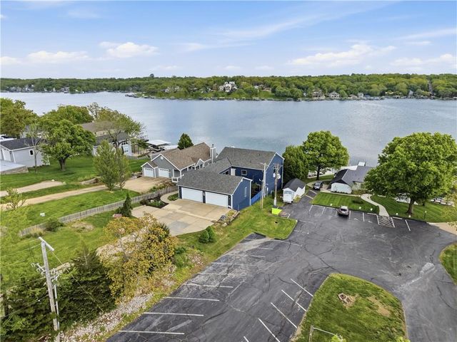 70 M Street, Lake Lotawana, MO 64086