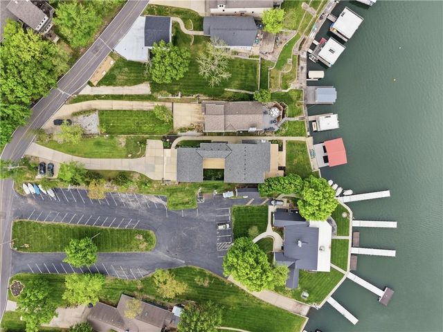 70 M Street, Lake Lotawana, MO 64086