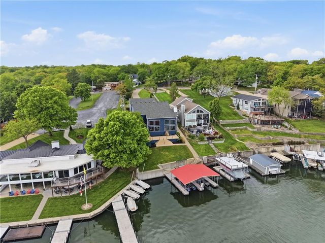 70 M Street, Lake Lotawana, MO 64086
