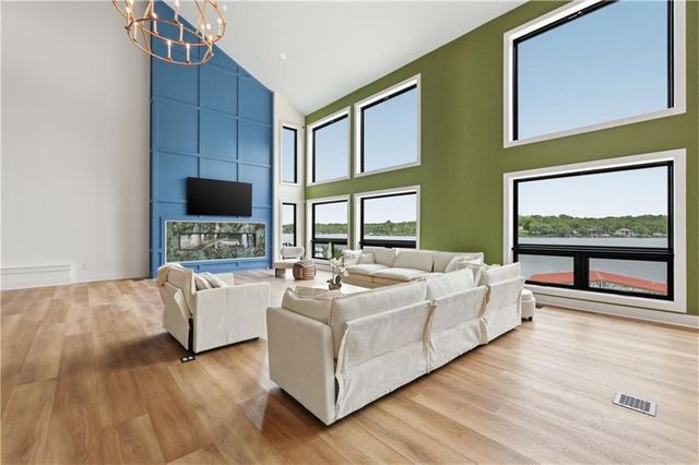 70 M Street, Lake Lotawana, MO 64086
