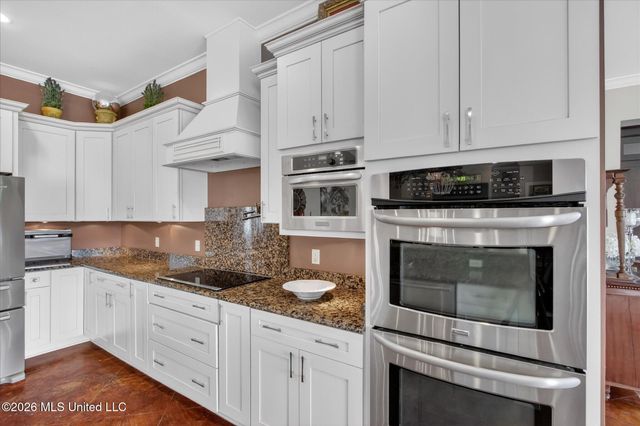 110 Emerald Lake Drive, Waveland, MS 39576