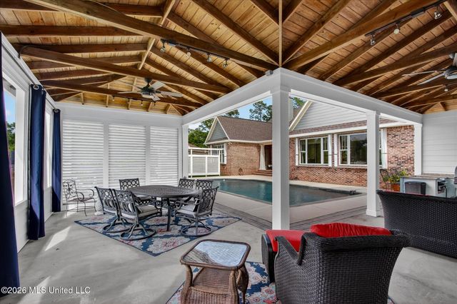110 Emerald Lake Drive, Waveland, MS 39576
