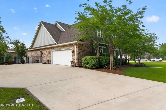 110 Emerald Lake Drive, Waveland, MS 39576