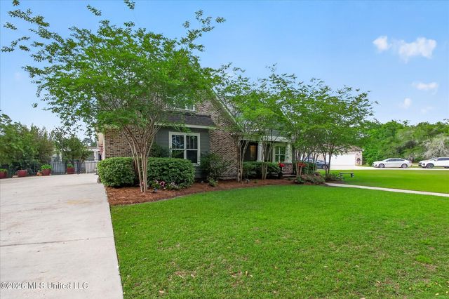 110 Emerald Lake Drive, Waveland, MS 39576