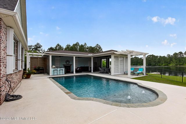 110 Emerald Lake Drive, Waveland, MS 39576