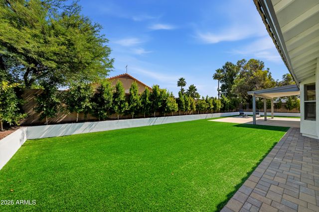 5716 E ESTRID Avenue, Scottsdale, AZ 85254