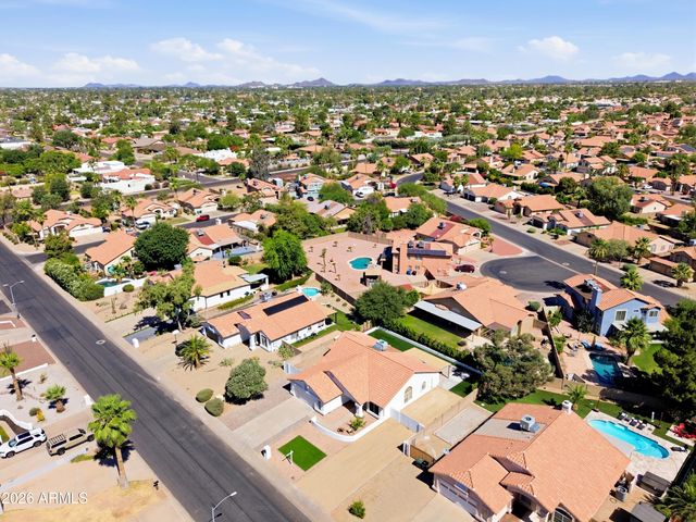 5716 E ESTRID Avenue, Scottsdale, AZ 85254