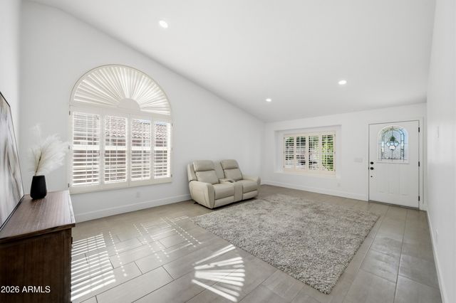 5716 E ESTRID Avenue, Scottsdale, AZ 85254