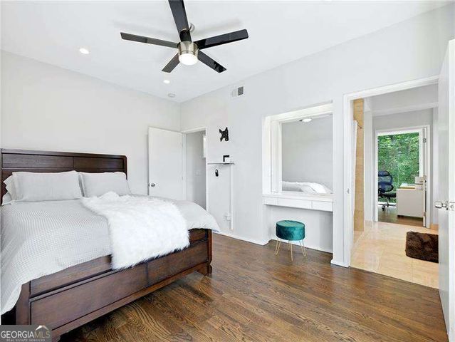 5724 Kayron Drive, Atlanta, GA 30328