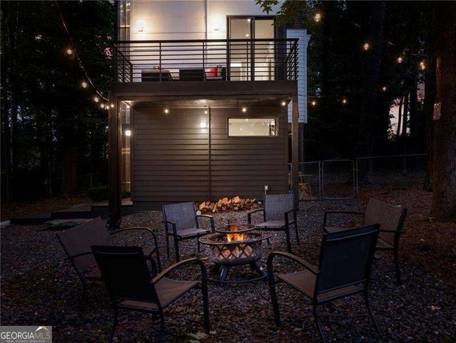5724 Kayron Drive, Atlanta, GA 30328