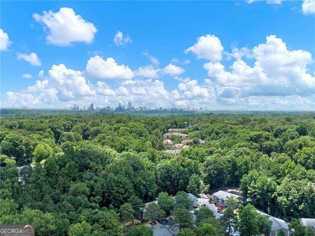 5724 Kayron Drive, Atlanta, GA 30328