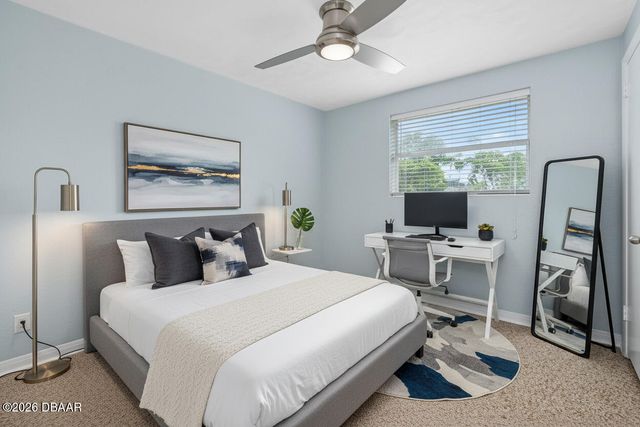 1045 Continental Drive, Daytona Beach, FL 32117