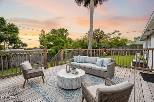 1045 Continental Drive, Daytona Beach, FL 32117