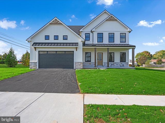 5780 WILD LILAC DR, East Petersburg, PA 17520
