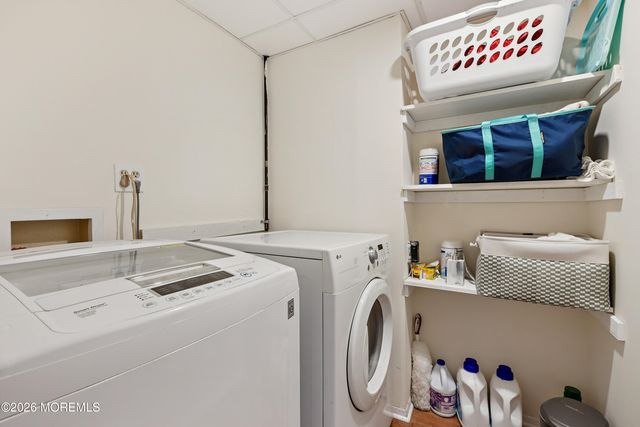 10 Walter Drive, Hazlet, NJ 07730