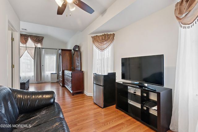 10 Walter Drive, Hazlet, NJ 07730