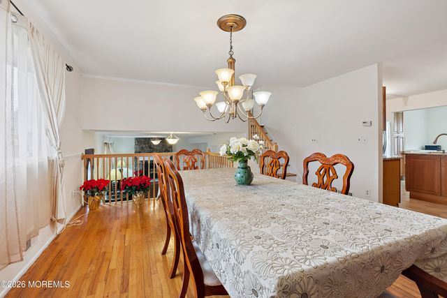 10 Walter Drive, Hazlet, NJ 07730