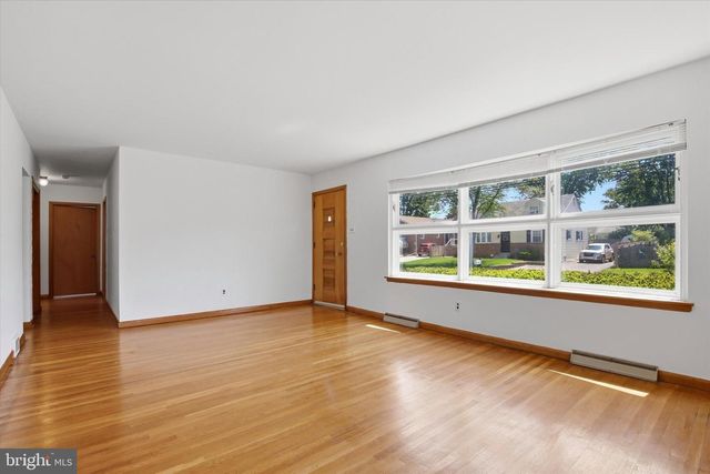 1926 LUKENS AVE, Willow Grove, PA 19090