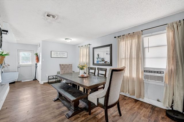 2405 W 14th St, Odessa, TX 79763