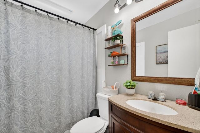 2405 W 14th St, Odessa, TX 79763