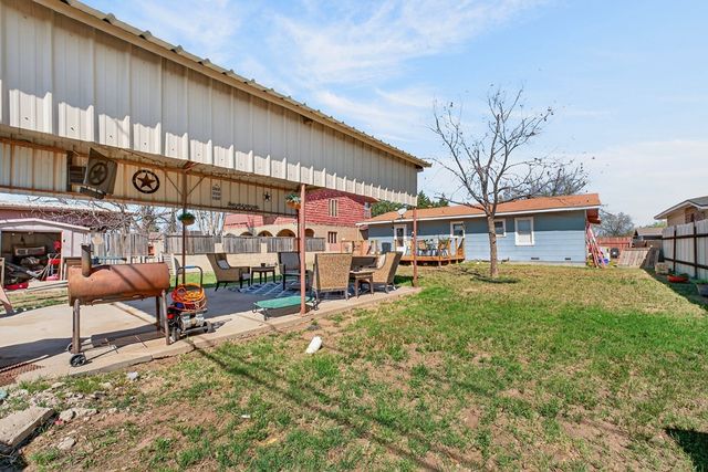 2405 W 14th St, Odessa, TX 79763