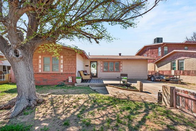 2405 W 14th St, Odessa, TX 79763