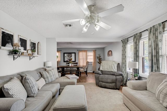 2405 W 14th St, Odessa, TX 79763