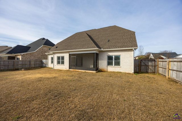 901 Falkirk Drive, Warner Robins, GA 31088