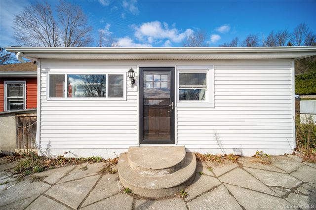 17 Baldwin Road, Carmel, NY 10512