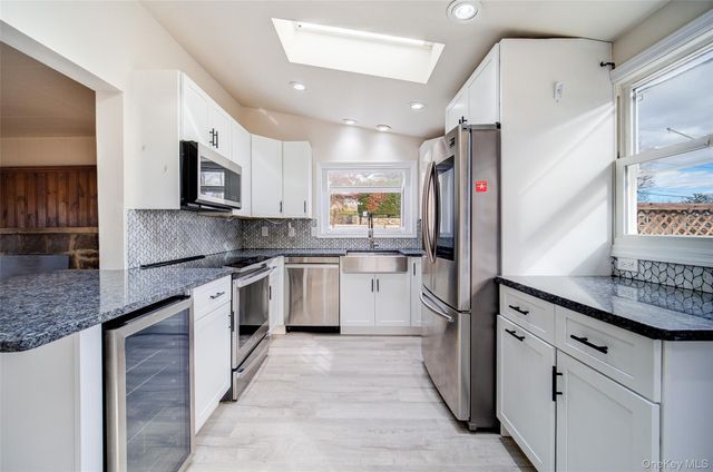 17 Baldwin Road, Carmel, NY 10512