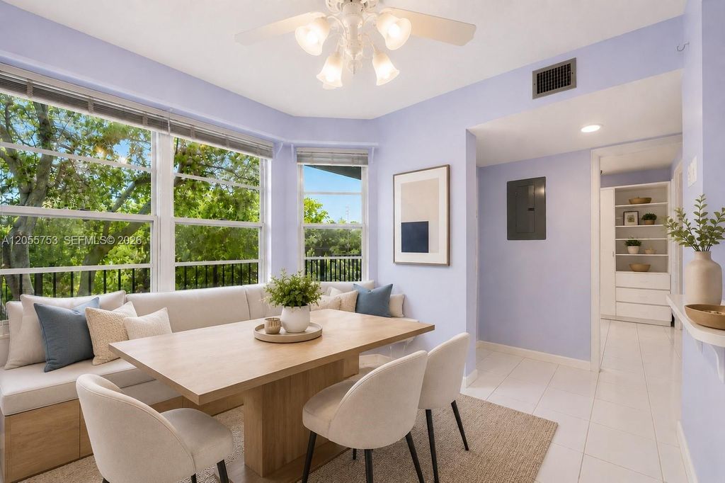 12500 SW 5th Ct 311M, Pembroke Pines, FL 33027