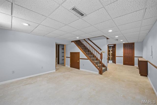 120 Fox Creek Road, Belleville, IL 62223