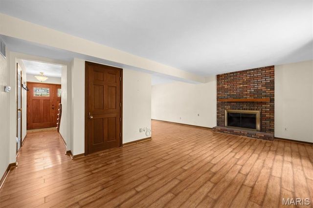 120 Fox Creek Road, Belleville, IL 62223