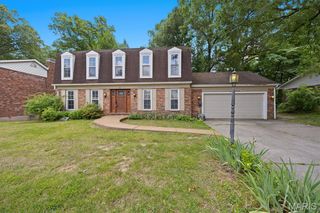 120 Fox Creek Road, Belleville, IL 62223