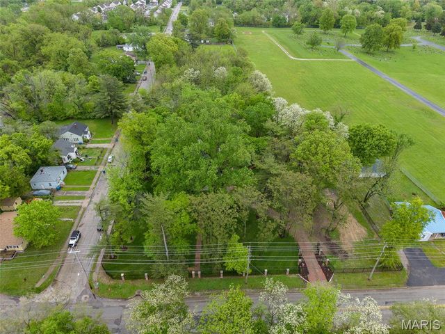 2367 Central Avenue, Alton, IL 62002