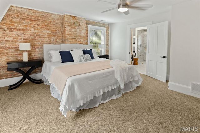 2367 Central Avenue, Alton, IL 62002