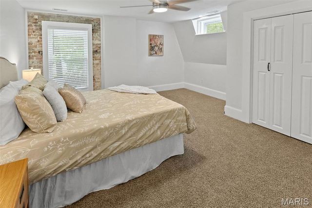 2367 Central Avenue, Alton, IL 62002
