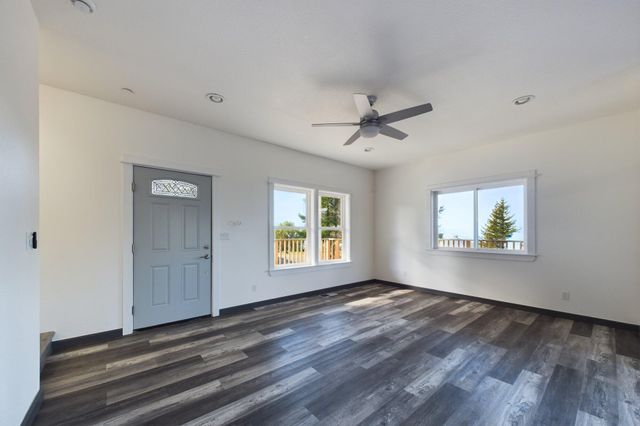 127 Cook Road, Shelter Cove, CA 95589