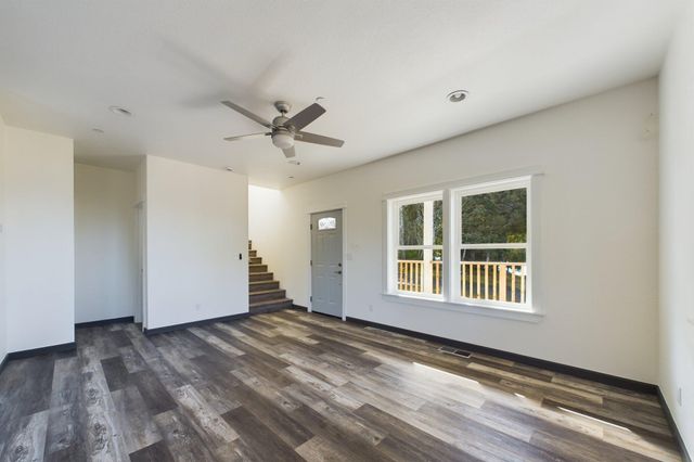 127 Cook Road, Shelter Cove, CA 95589