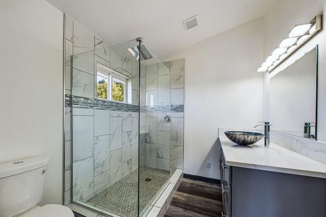 127 Cook Road, Shelter Cove, CA 95589