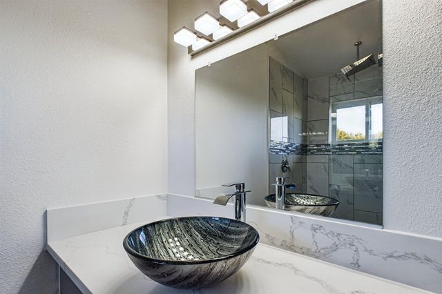 127 Cook Road, Shelter Cove, CA 95589