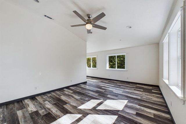 127 Cook Road, Shelter Cove, CA 95589