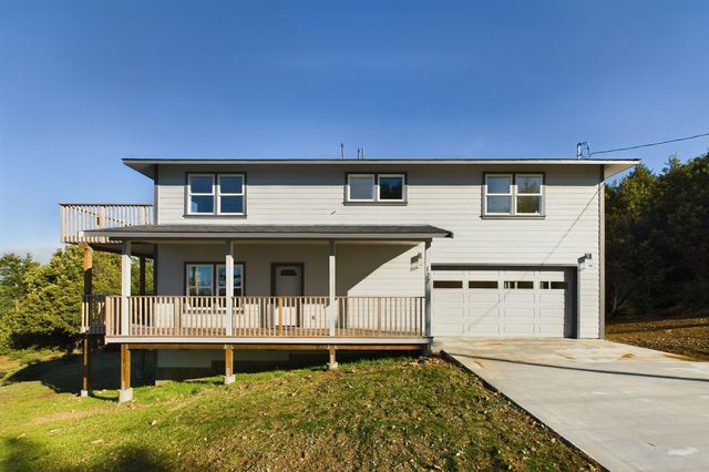 127 Cook Road, Shelter Cove, CA 95589