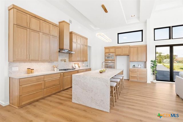 178 Dally Court, Dripping Springs, TX 78620